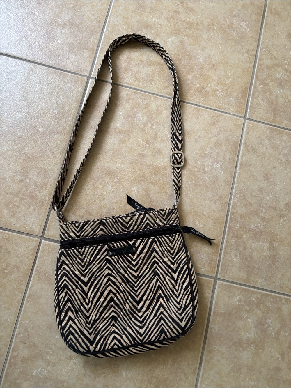Vera Bradley Black and Cream Zigzag Crossbody Bag